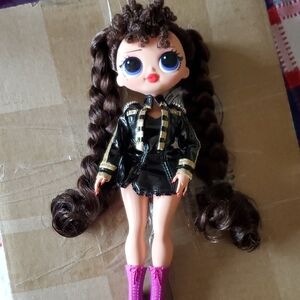 L.O.L. Surprise O.M.G Busy B.B. Fashion Doll